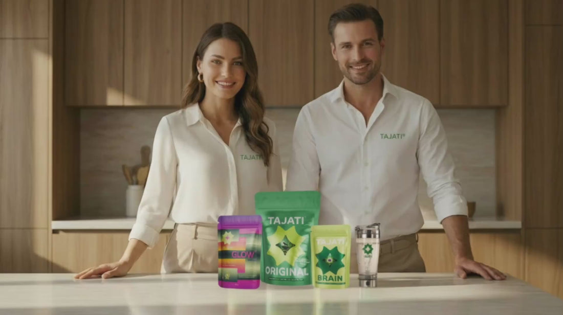 TAJATI® im Alltag – im Video
Drei Produkte, drei Schwerpunkte, eine Routine.

GLOW – für Haut, Haare & Glow von innen
ORIGINAL – für Energie, Bewegung & tägliche Balance
BRAIN – für Fokus, Konzentration & mentale Klarheit